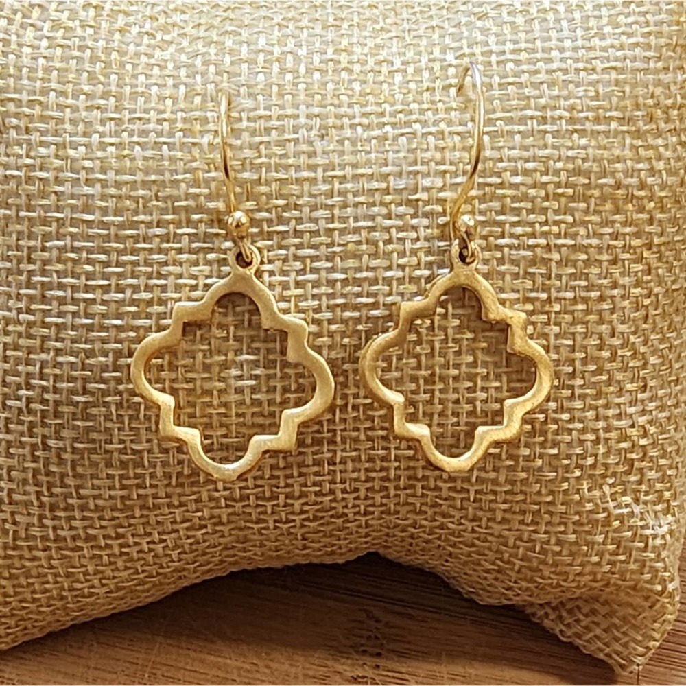 Boho gold tone dangle French wire earrings
